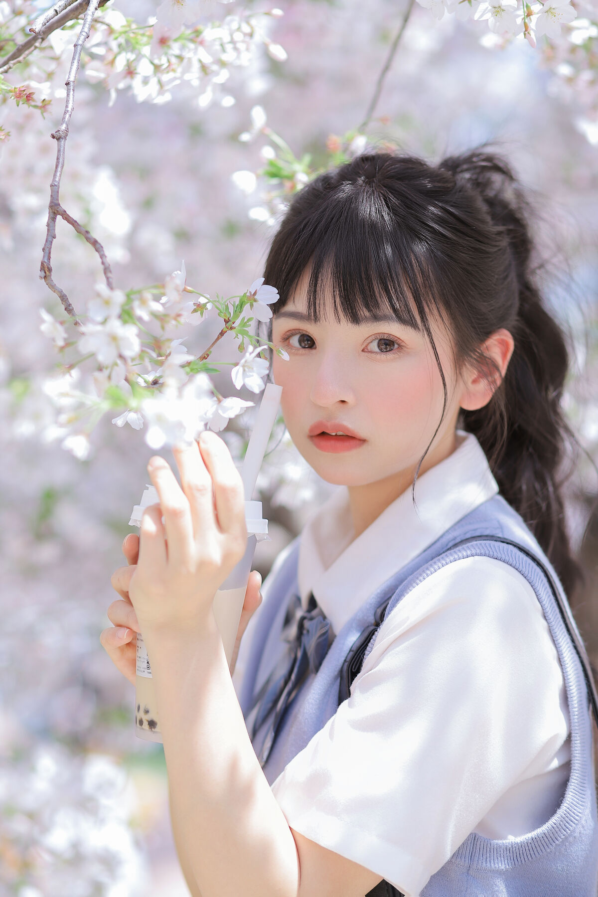 YiTuYu艺图语 Vol.8890 Zhuo Dao Yi Zhi Su Su