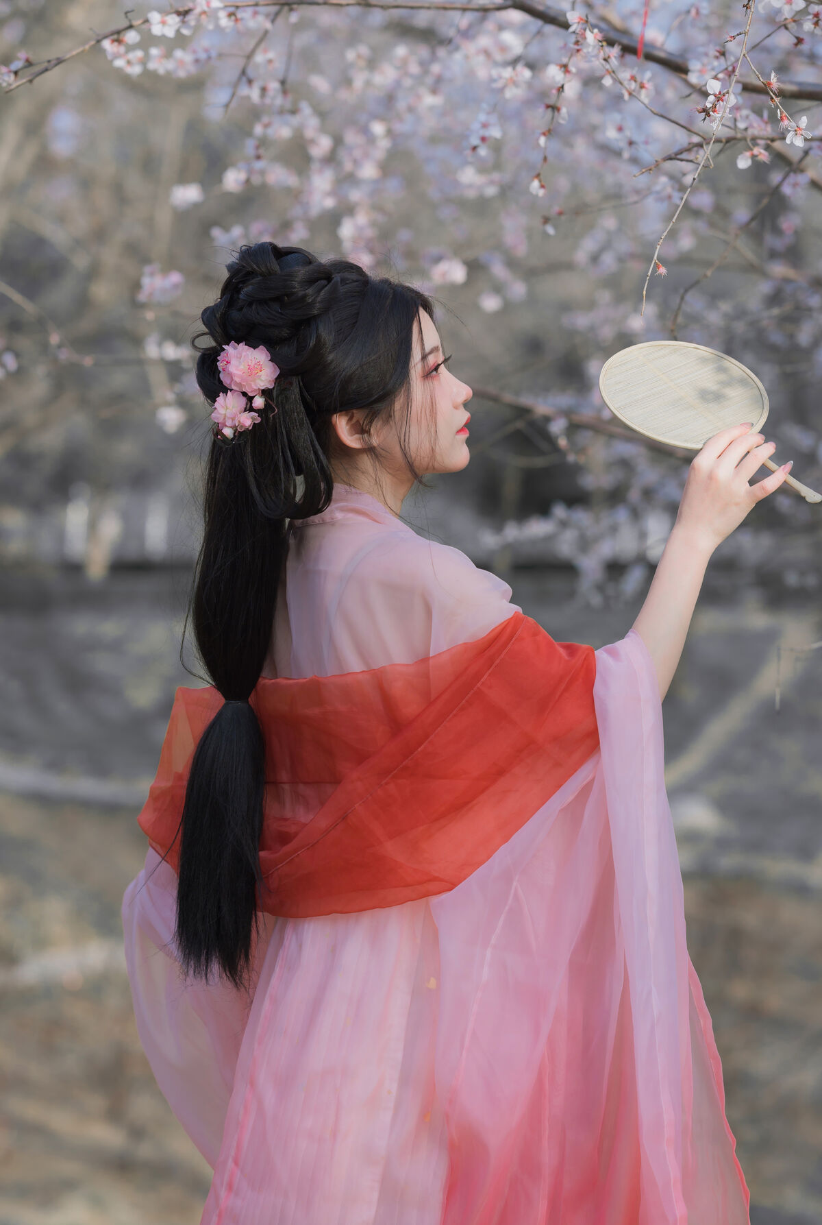 YiTuYu艺图语 Vol.8891 Gui Yuan Ba Bao Zhou