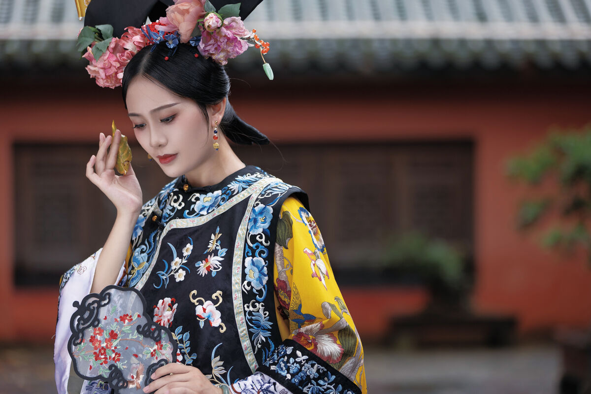 YiTuYu艺图语 Vol.8895 Re Mei Shi Xiao Guai