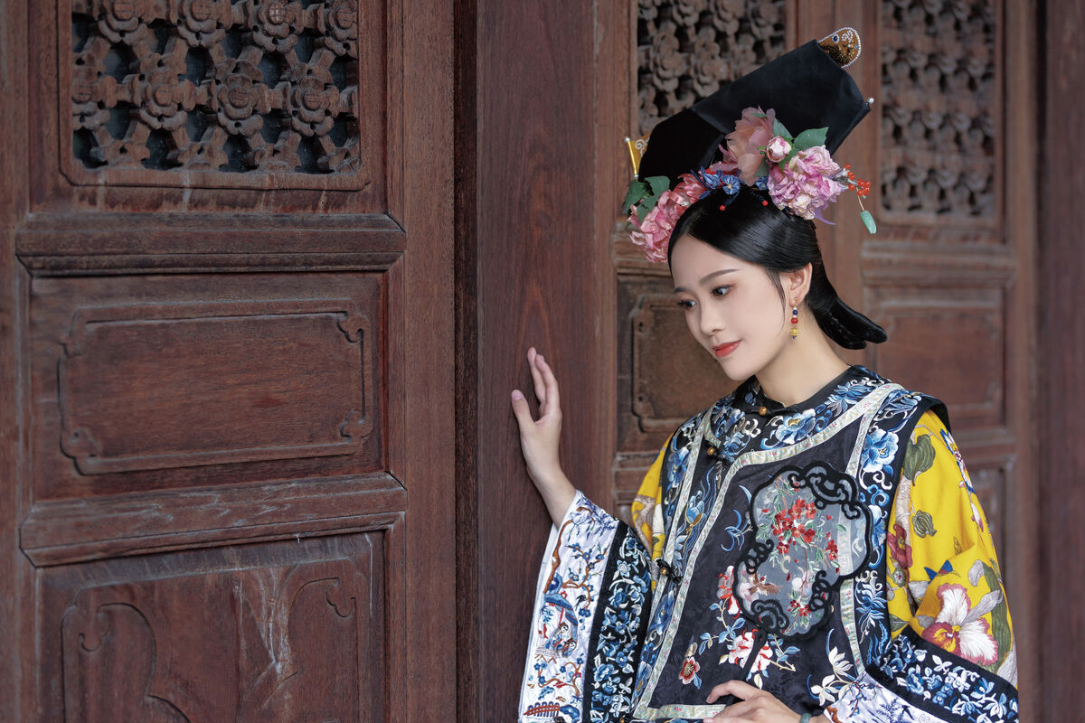 YiTuYu艺图语 Vol.8895 Re Mei Shi Xiao Guai