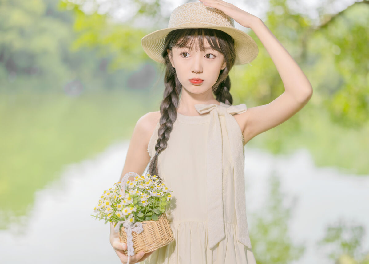 YiTuYu艺图语 Vol.8896 Mei Mei Xiao Yu