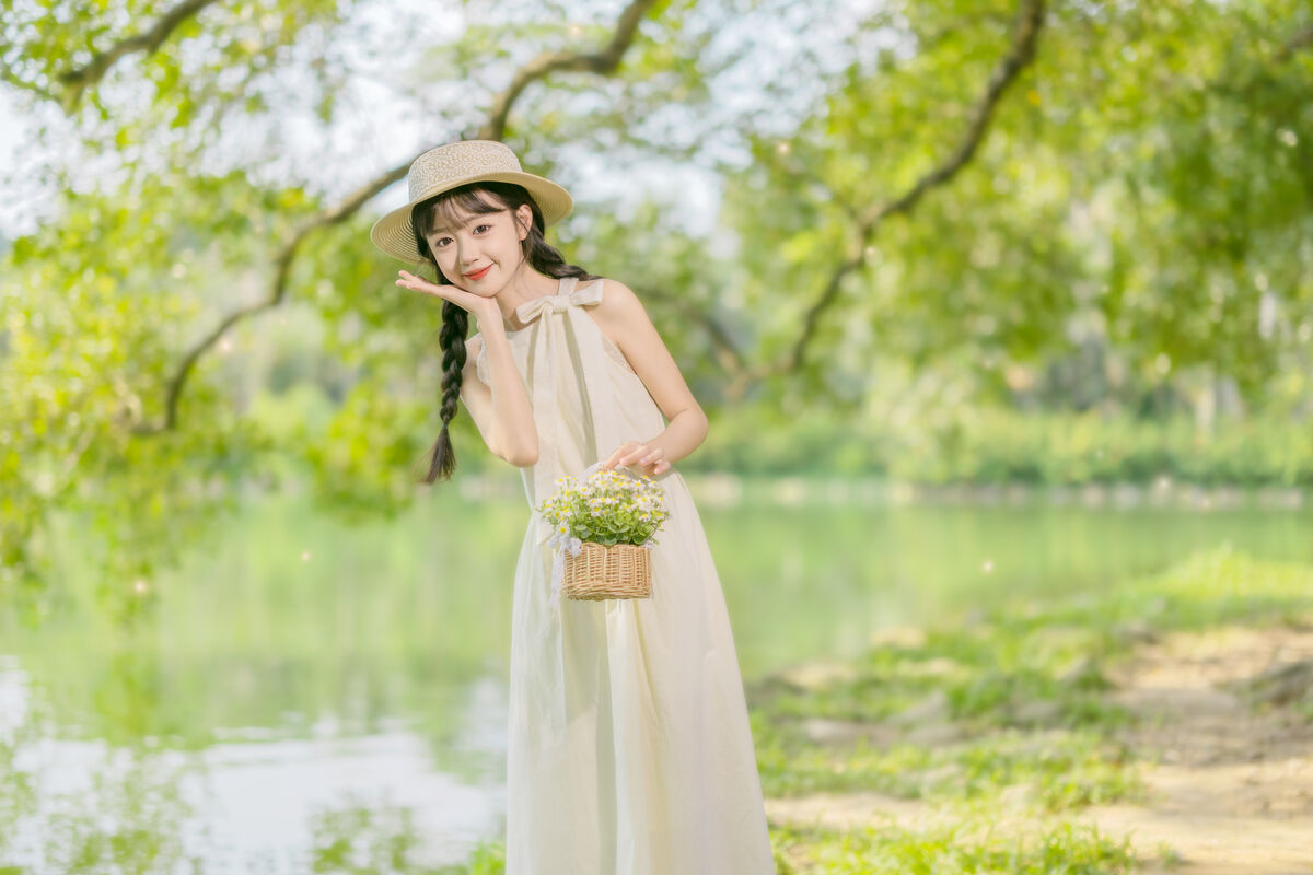 YiTuYu艺图语 Vol.8896 Mei Mei Xiao Yu