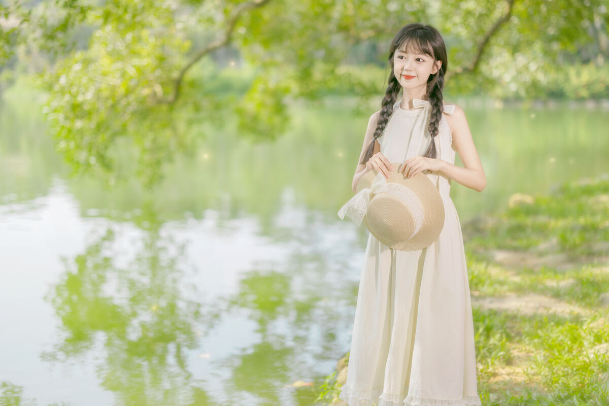 YiTuYu艺图语 Vol.8896 Mei Mei Xiao Yu