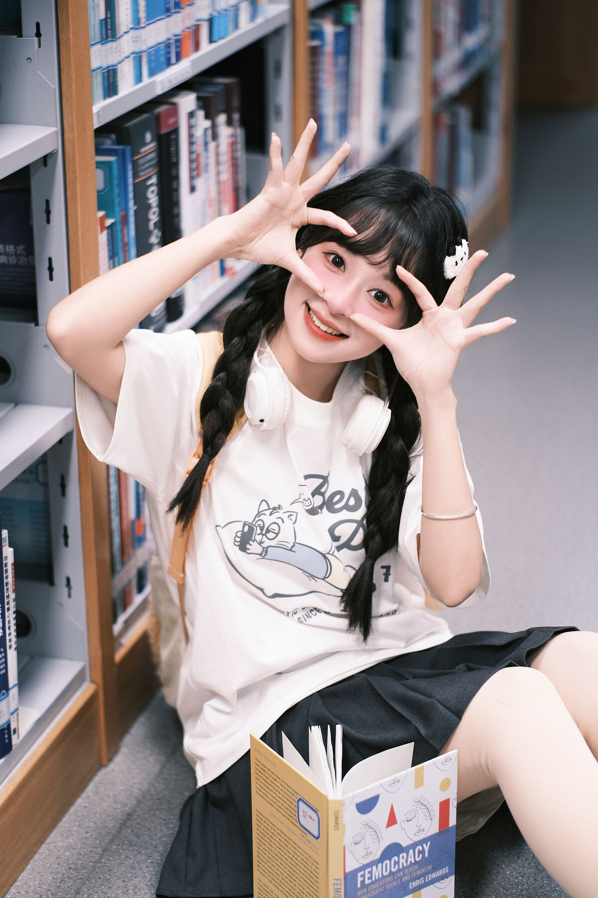 YiTuYu艺图语 Vol.8898 Xia Yu Xiao Nian