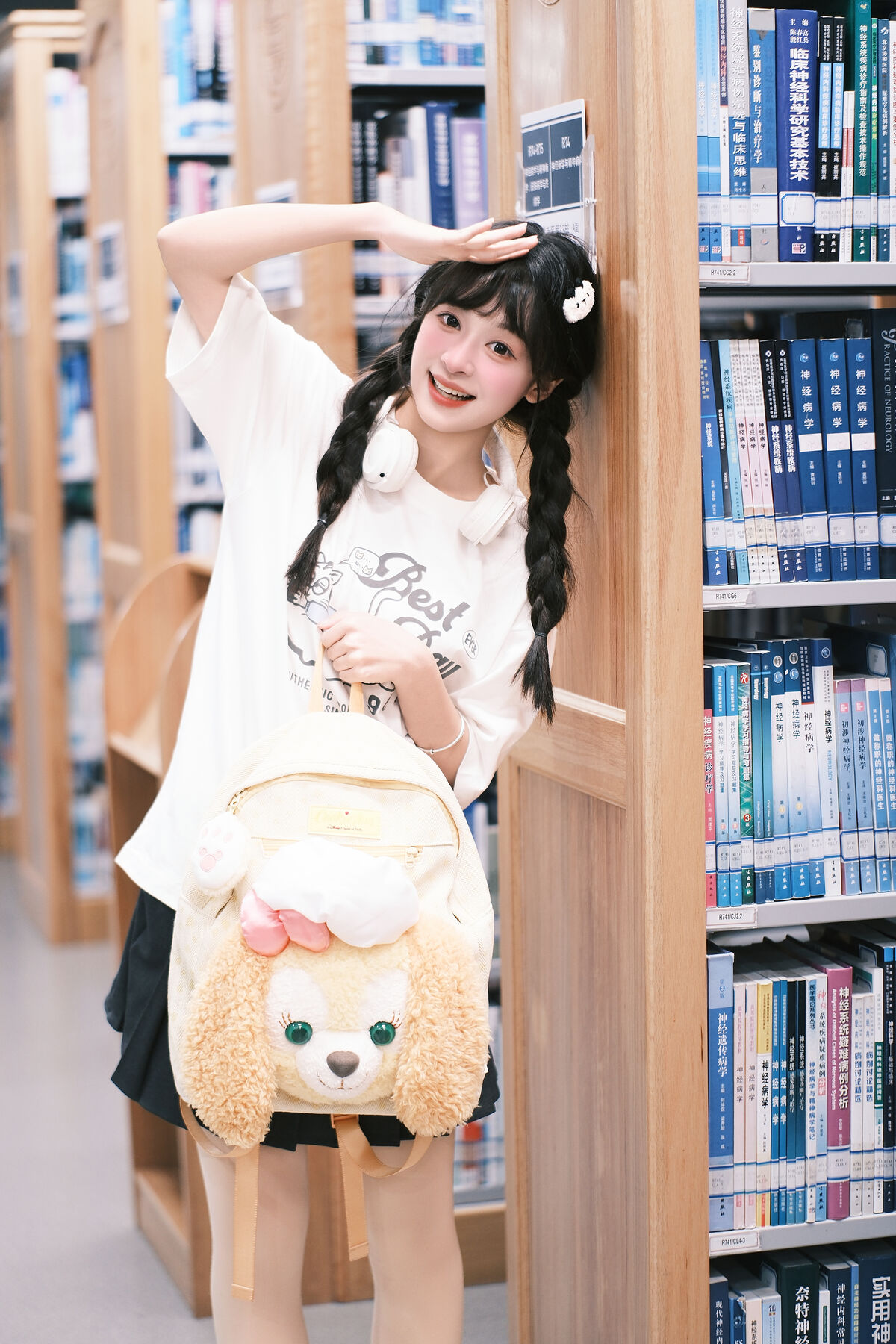 YiTuYu艺图语 Vol.8898 Xia Yu Xiao Nian