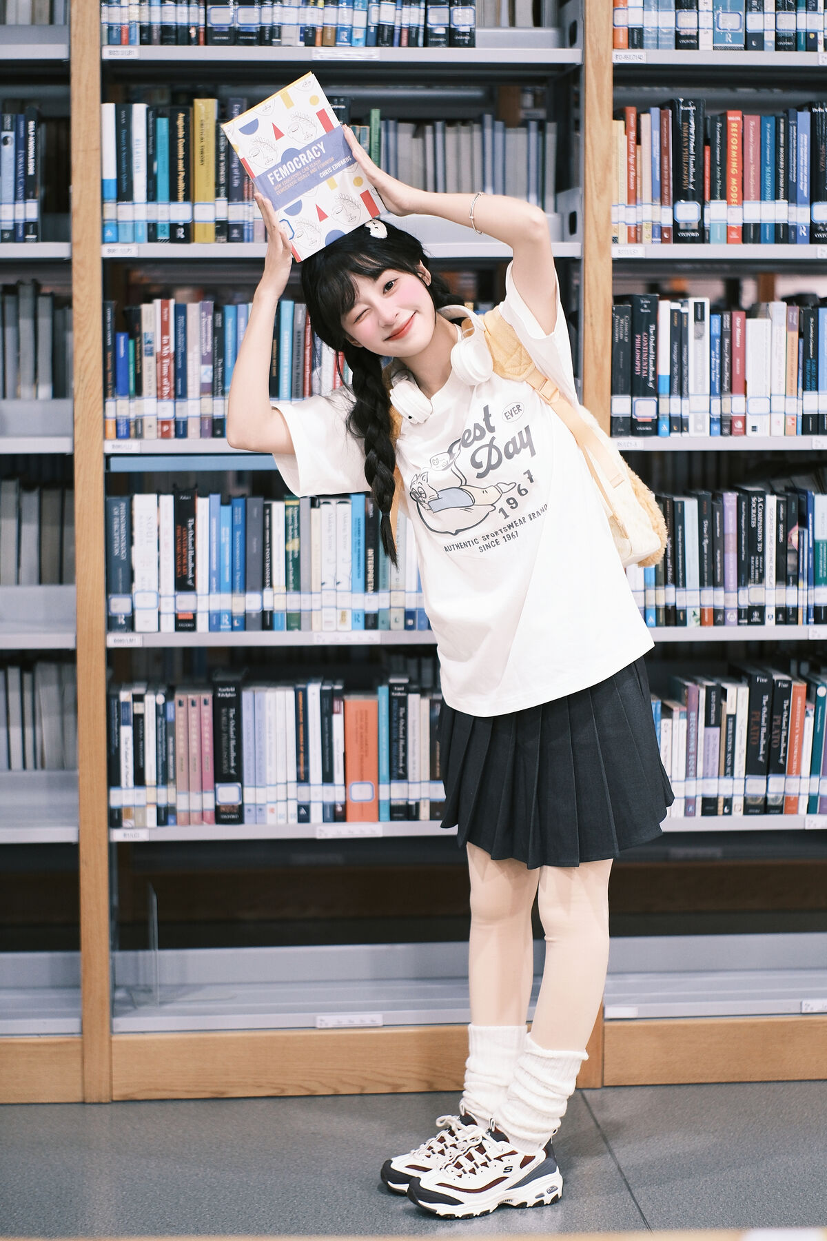YiTuYu艺图语 Vol.8898 Xia Yu Xiao Nian