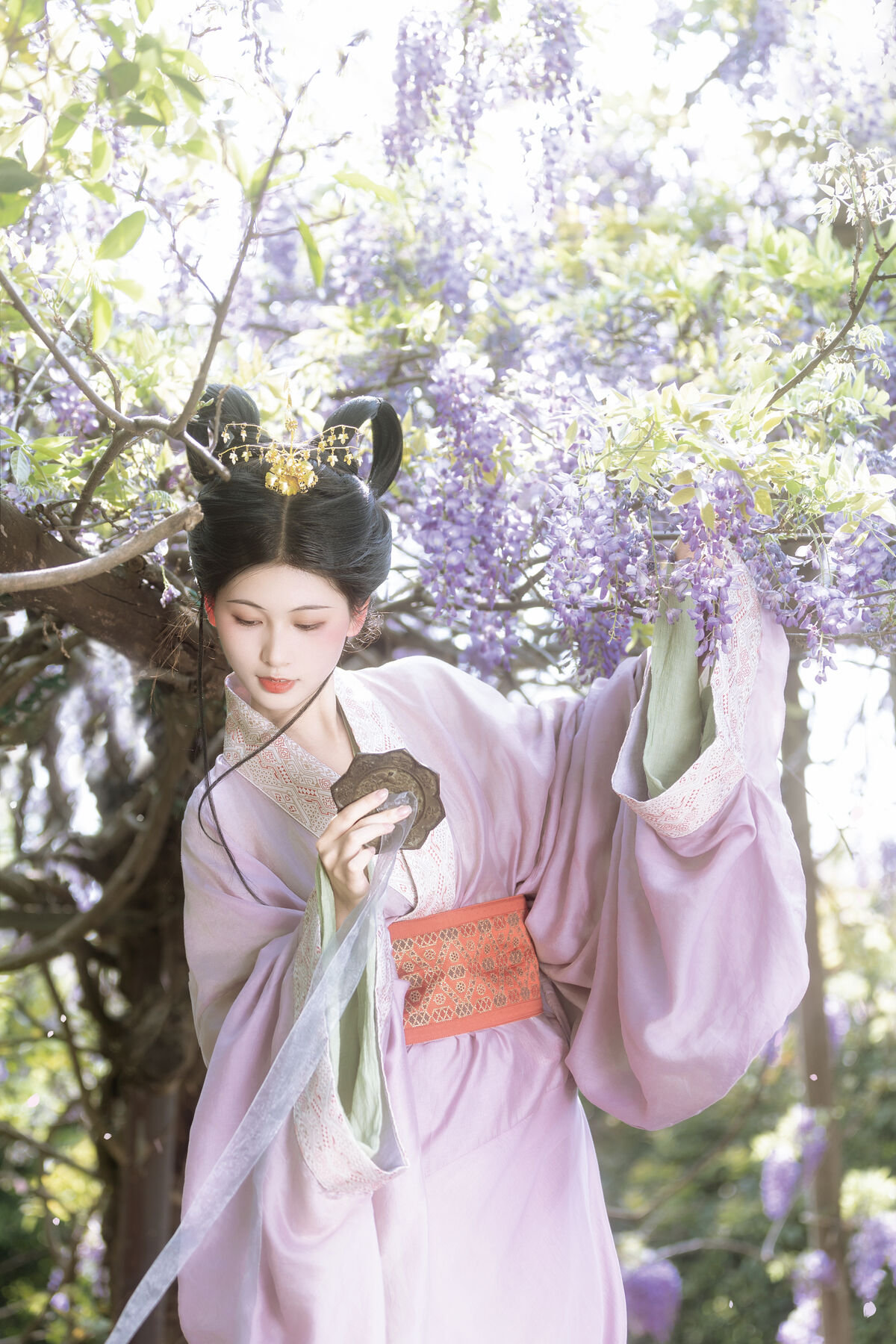 YiTuYu艺图语 Vol.8900 Xiao Y Jin Tian Ye Hen Kai Xin