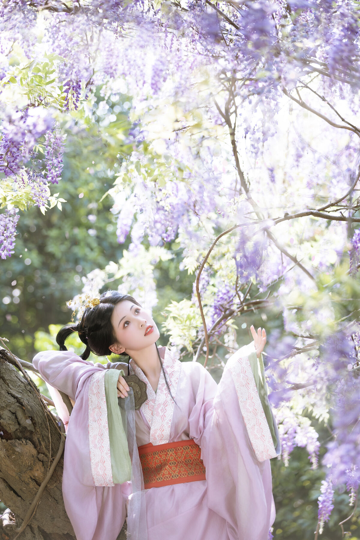 YiTuYu艺图语 Vol.8900 Xiao Y Jin Tian Ye Hen Kai Xin