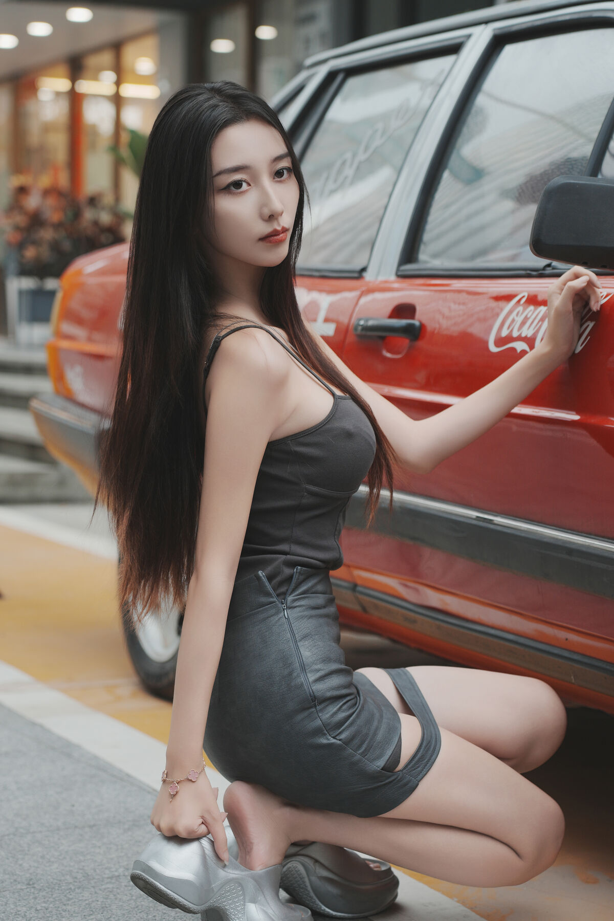 YiTuYu艺图语 Vol.8906 Yin Zi Er