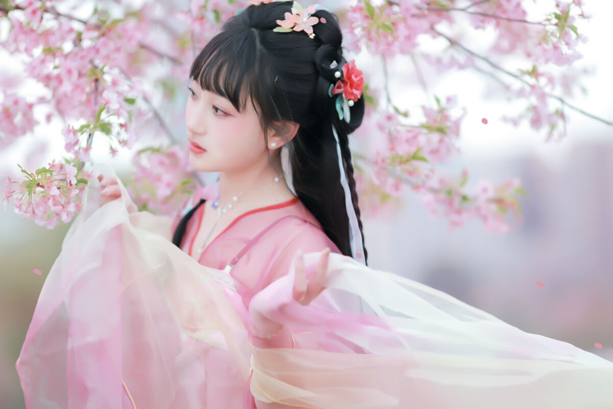 YiTuYu艺图语 Vol.8908 Xiao Wang Sui Bin Bin