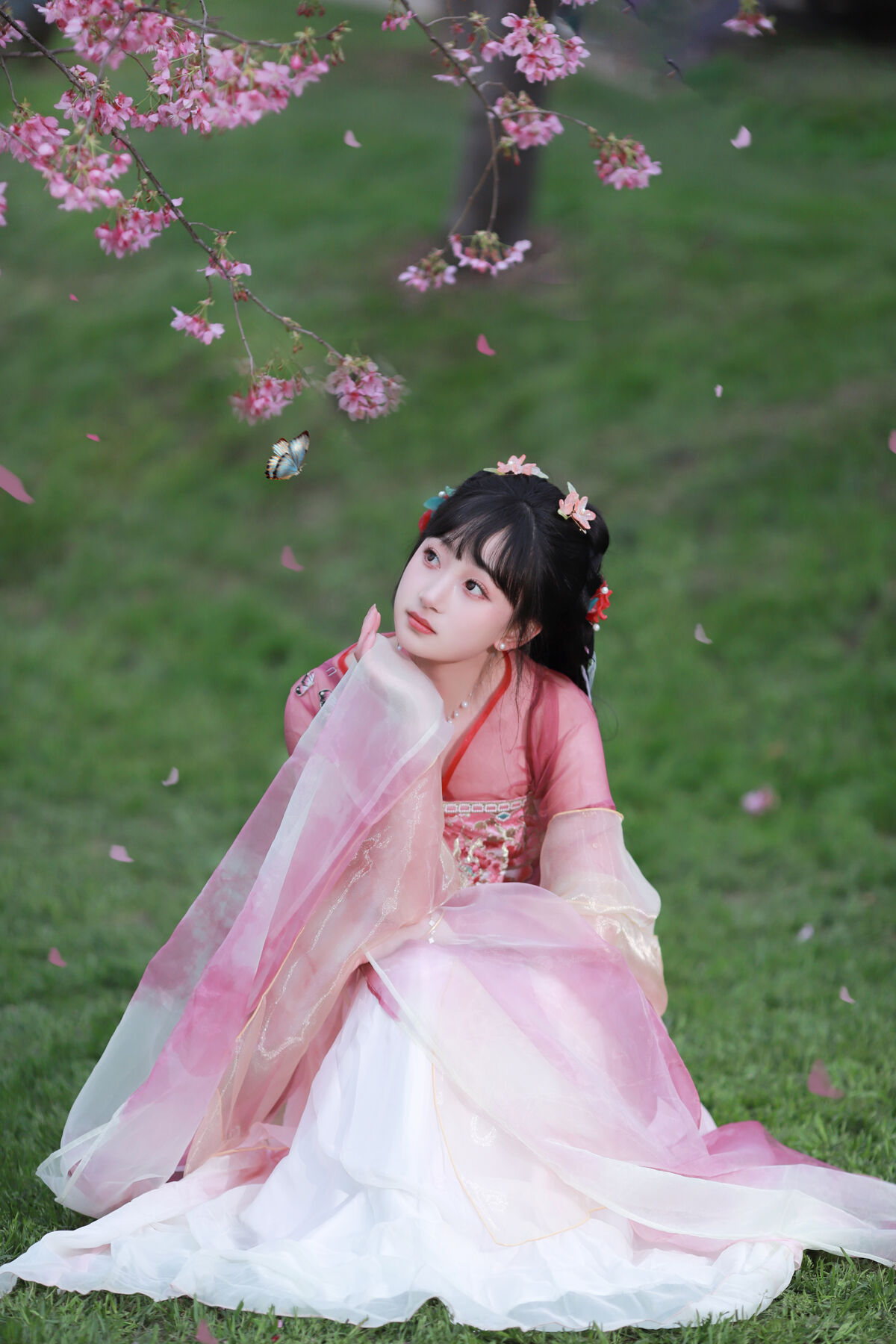 YiTuYu艺图语 Vol.8908 Xiao Wang Sui Bin Bin