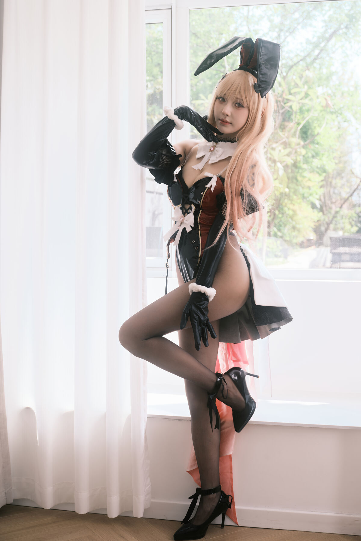 YiTuYu艺图语 Vol.8909 Xia Shu You Ren Zhang