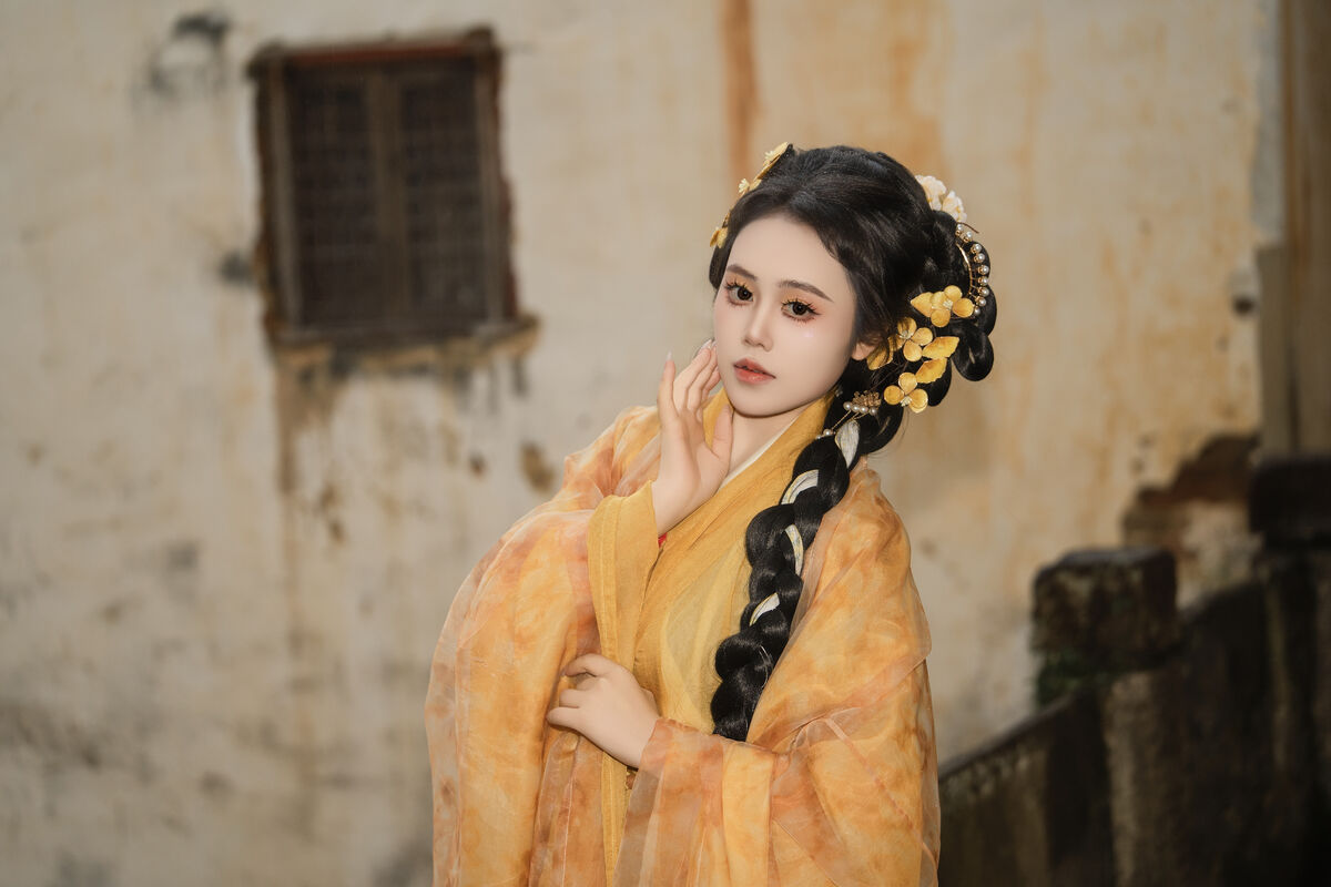 YiTuYu艺图语 Vol.8913 Zhou Feng Qin