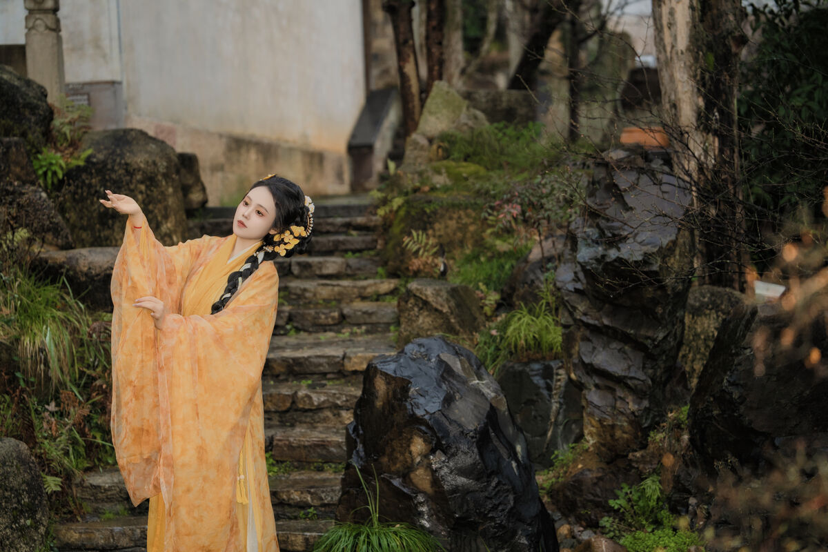 YiTuYu艺图语 Vol.8913 Zhou Feng Qin