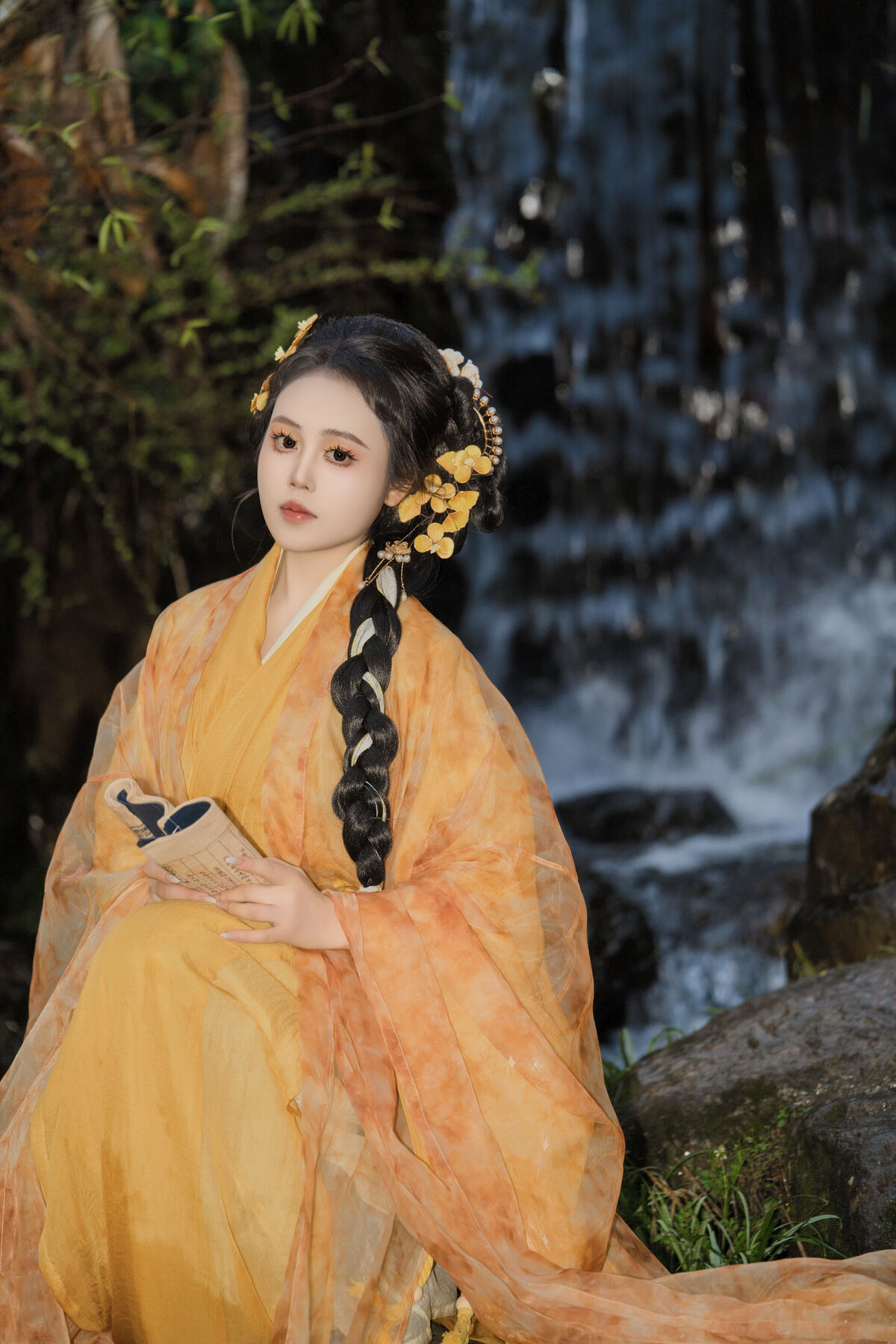 YiTuYu艺图语 Vol.8913 Zhou Feng Qin