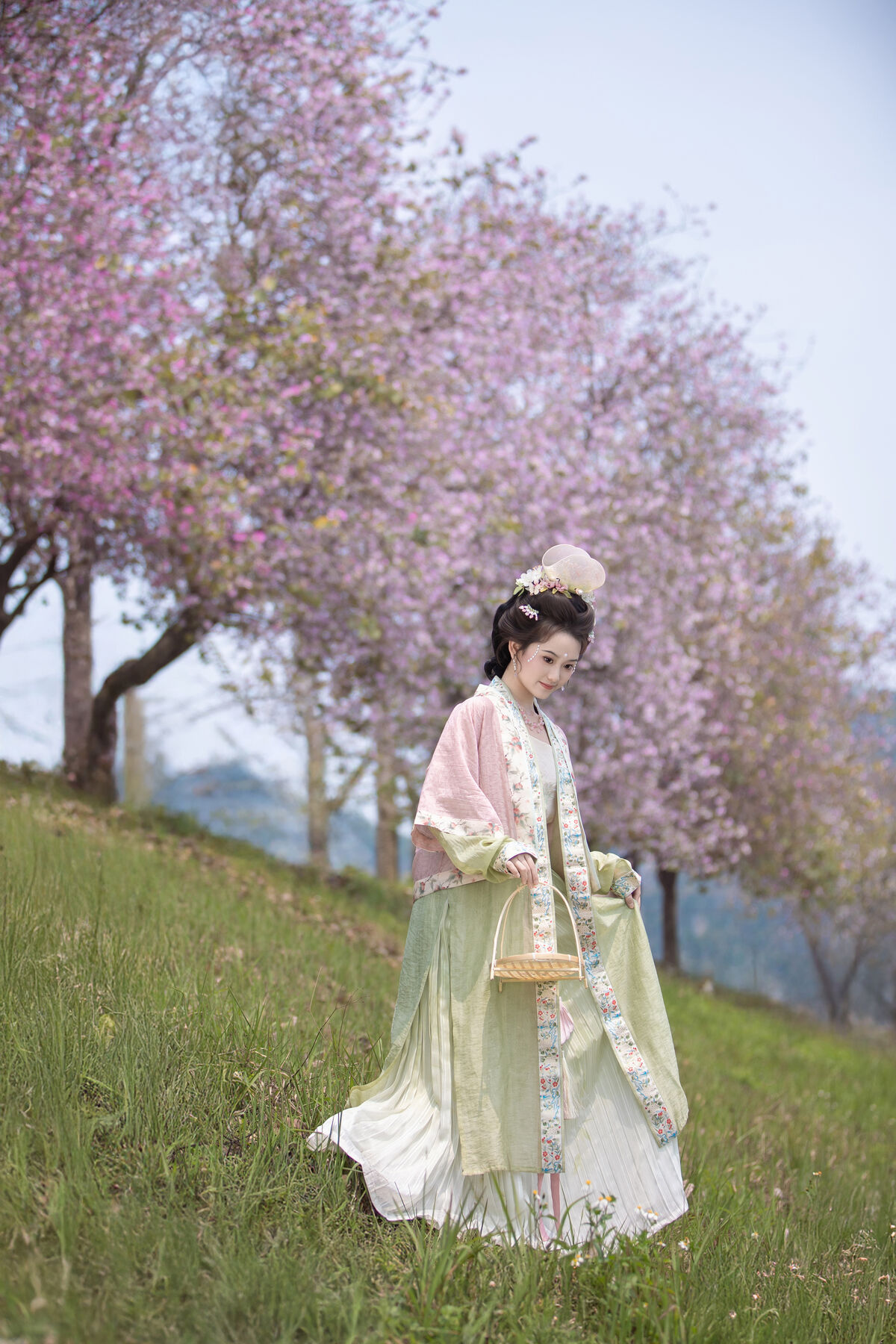 YiTuYu艺图语 Vol.8918 Jiu Shi Jiao Mei Nan A