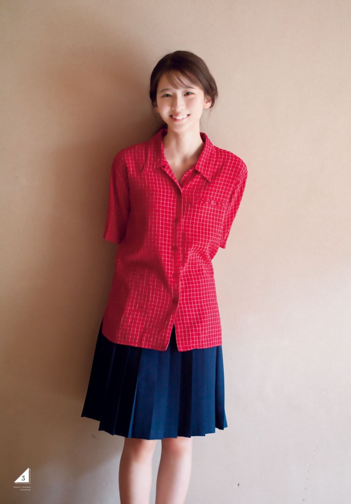 菅原咲月 すべすべ美脚の激かわグラビア画像！