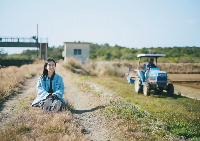 金村美玖 しっとりかわいい水着＆生脚画像！