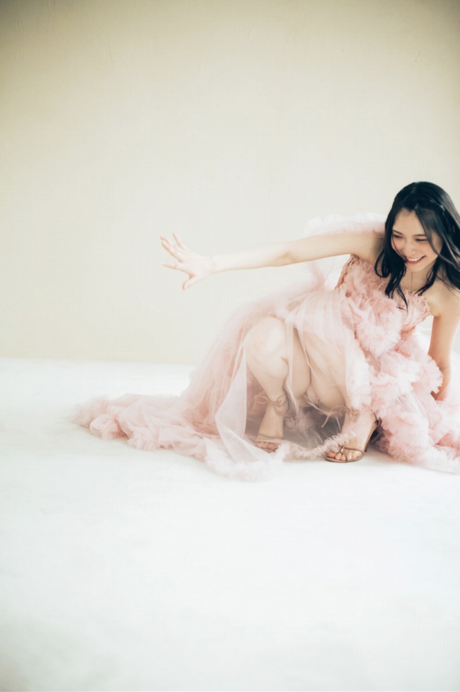 あまつまりな 脱ぎすぎ水着＆下着グラビア画像！