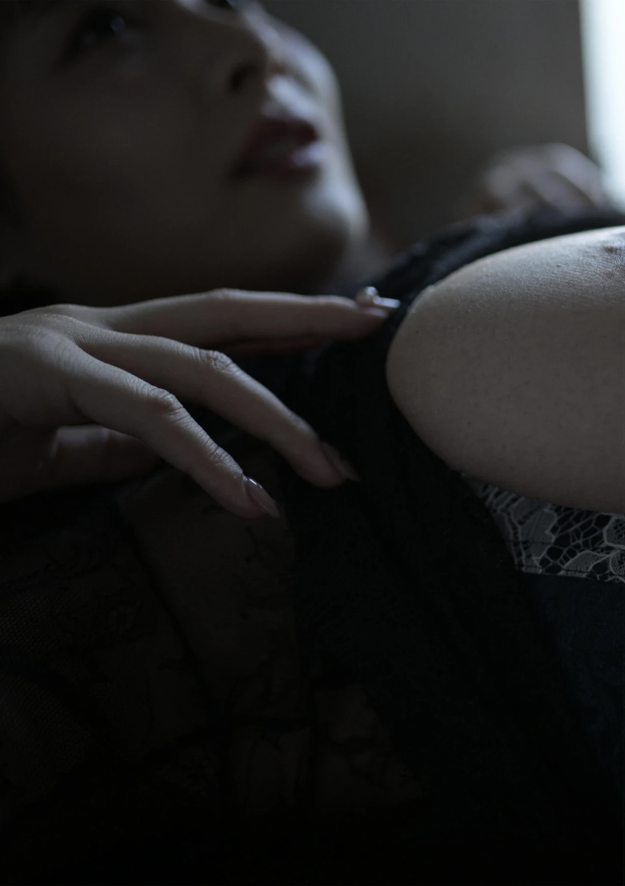 Himeka Iori 庵ひめか, 週刊現代デジタル写真集 「満点バスとは１００センチ」 Set.02