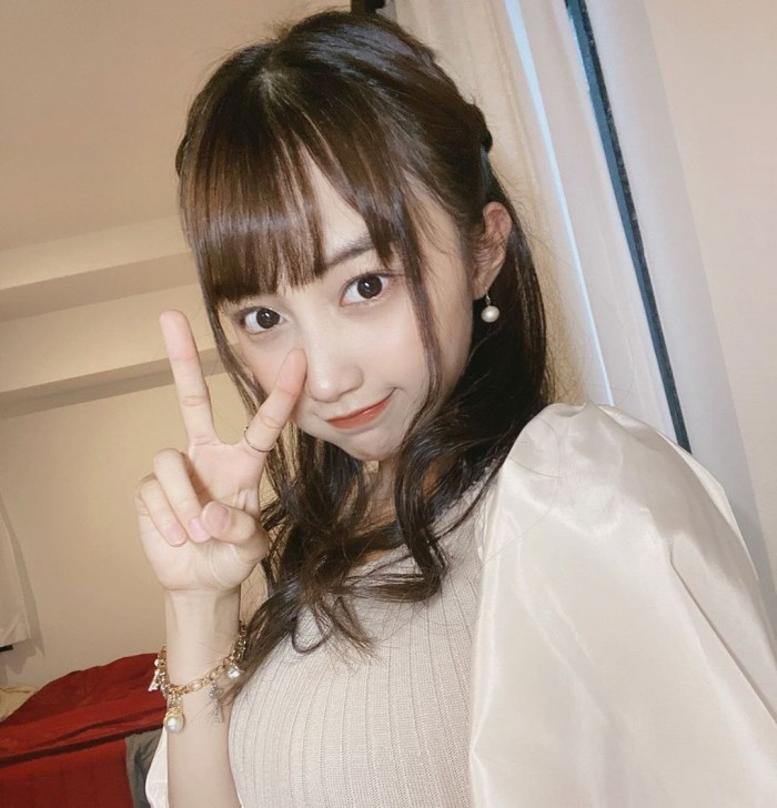 黒木ひかり むっちりバストの水着グラビア画像！