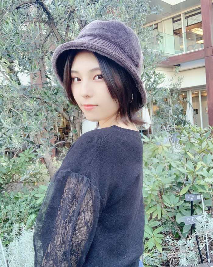 相楽伊織 けっこうボインな水着グラビア画像！