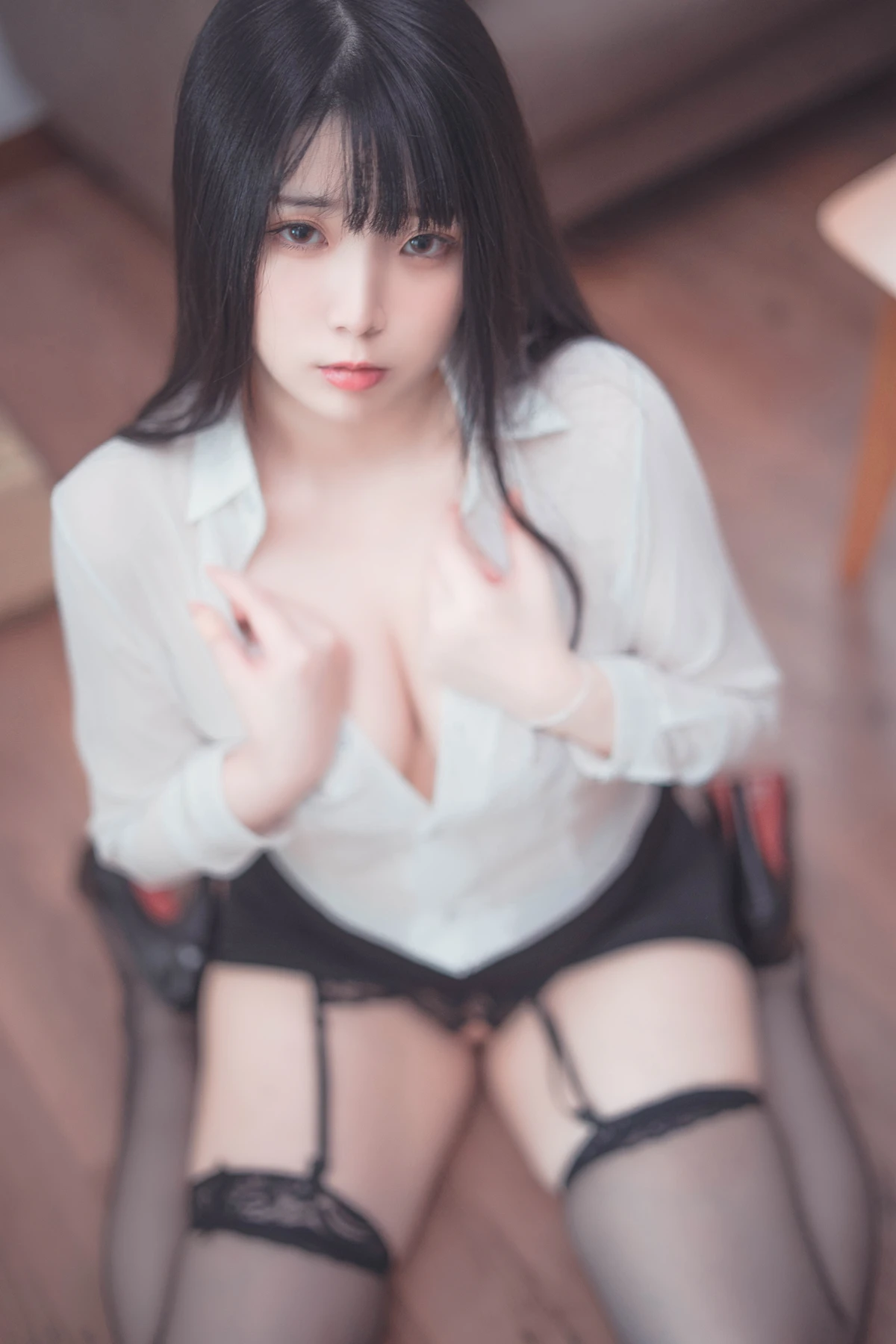 Cosplay 落落Raku – Weekday Eat Me
