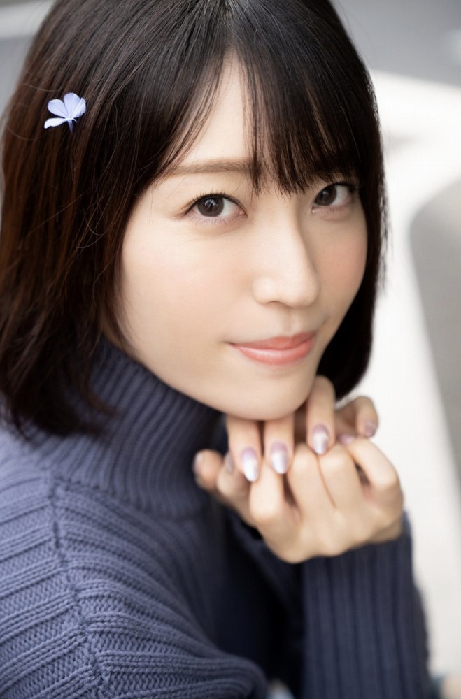 瀧本雫葉 Gカップ美乳のパイパンヌード画像！