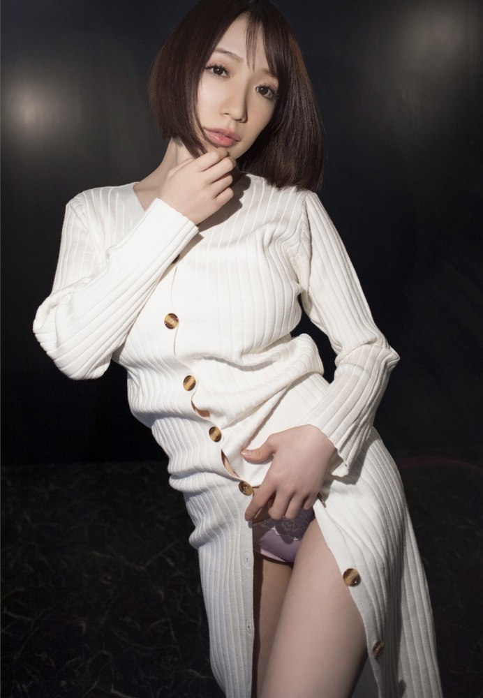 清水あいり Hカップヌード＆水着グラビア画像！