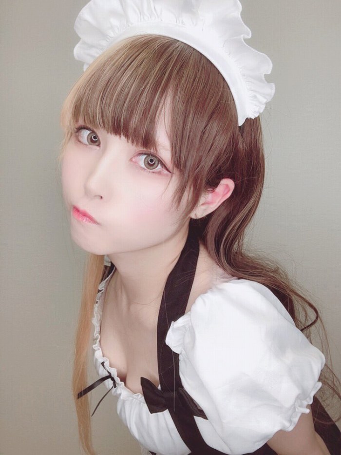 えい梨 美しいコスプレ＆水着グラビア画像！