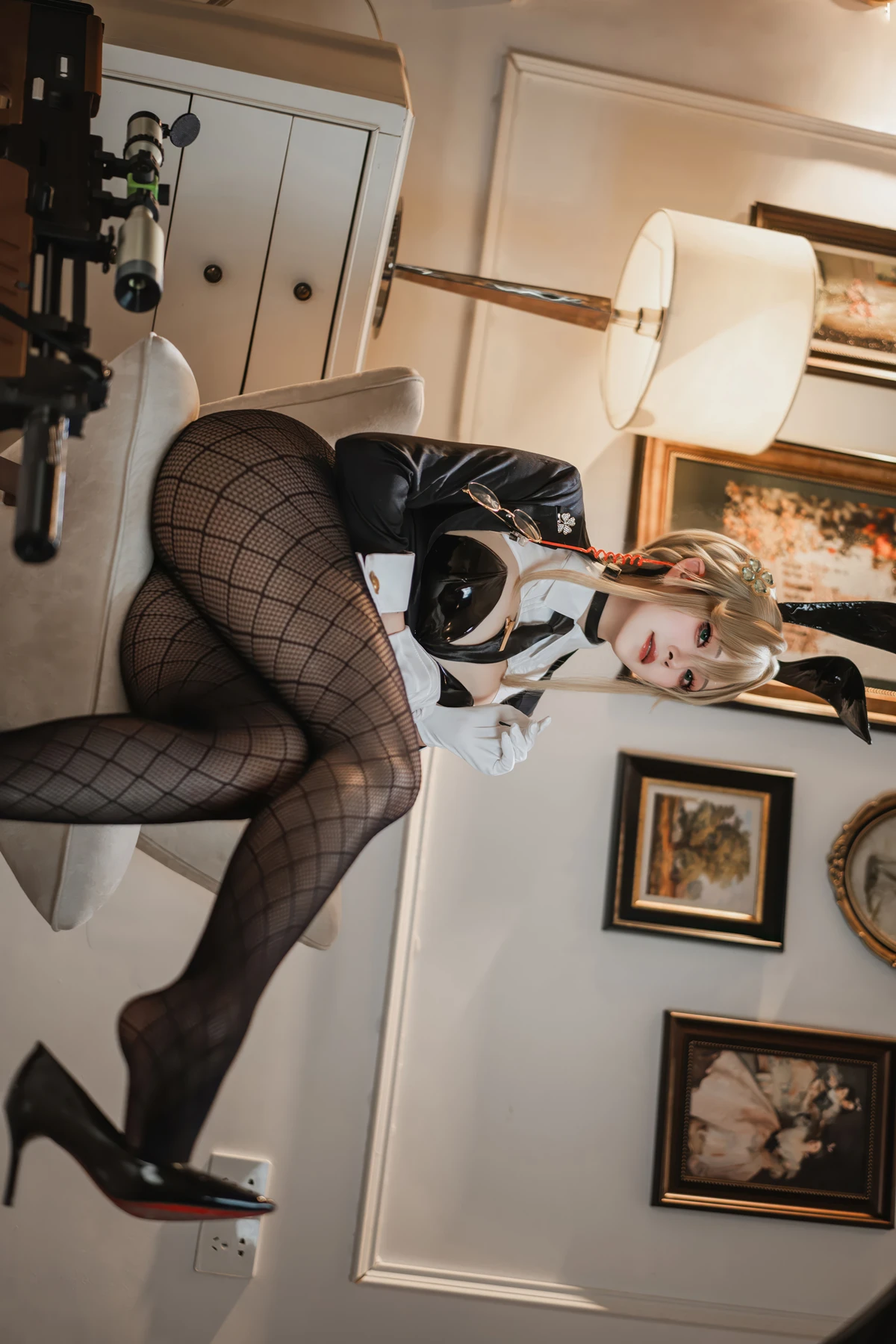 Cosplay Natsuko夏夏子 – NIKKE 爱德 特工兔女郎