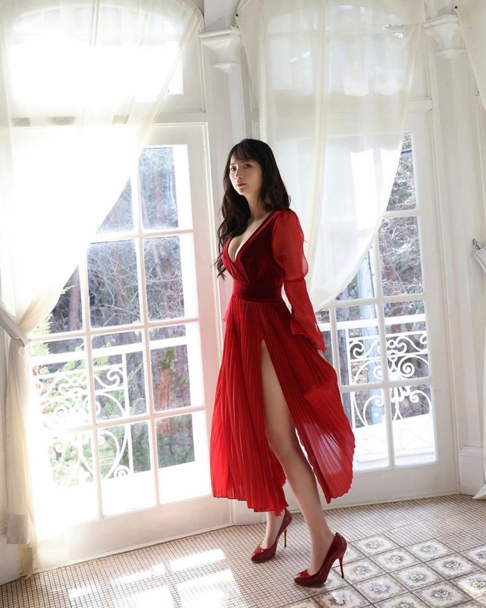 街山みほ 美乳ヘアヌード＆水着グラビア画像！