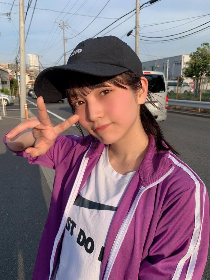 黒嵜菜々子 ふわふわボインの水着グラビア画像！