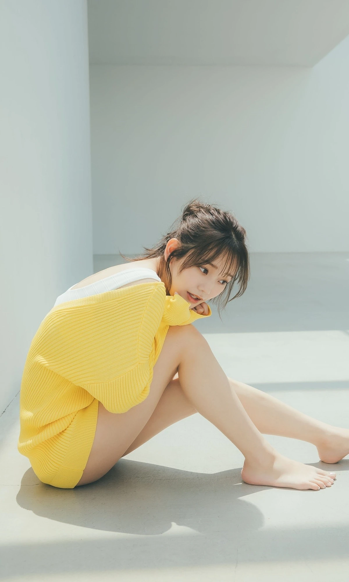 Shino Aoto 青戸しの, 週プレ Photo Book 「WHITE and・・・」 Set.01
