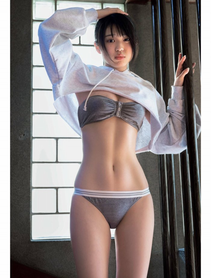 矢野ななか くびれボインの水着グラビア画像！