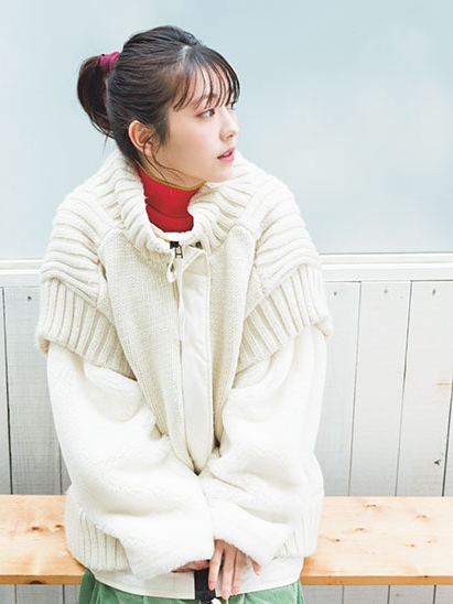 浜辺美波 鬼かわな水着＆浴衣グラビア画像！