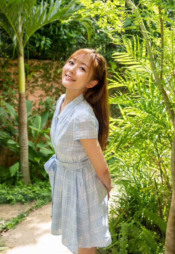 青空ひかり 笑顔がかわいい純朴ヌード画像！