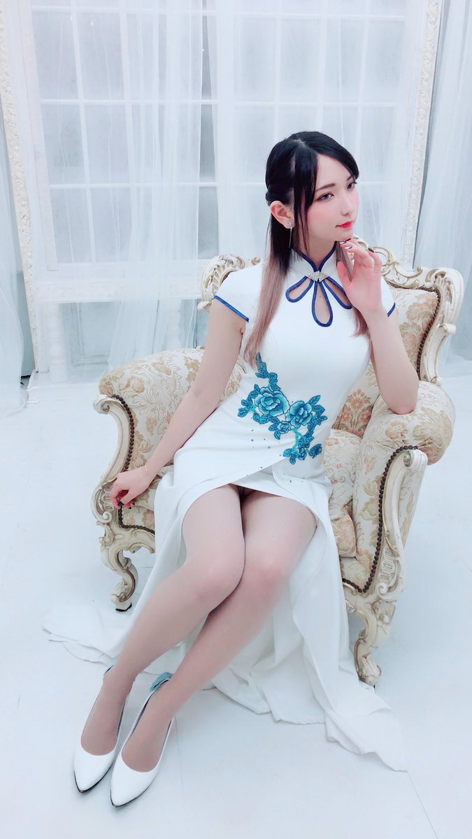 あまつまりな 脱ぎすぎ水着＆下着グラビア画像！