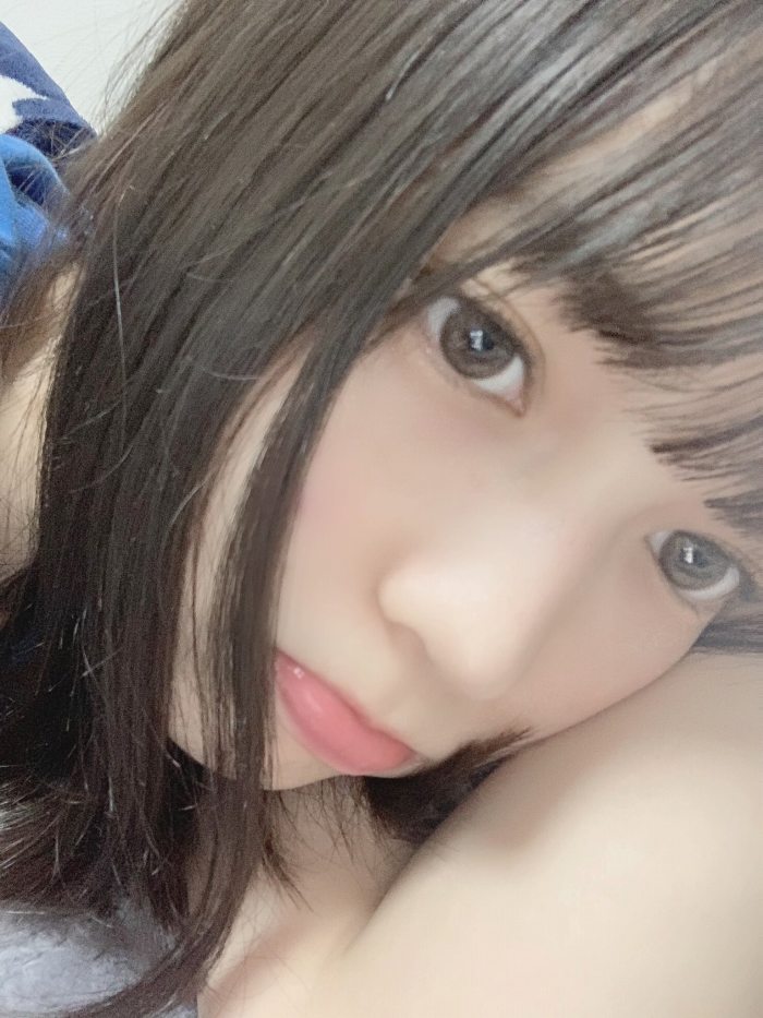 黒嵜菜々子 ふわふわボインの水着グラビア画像！