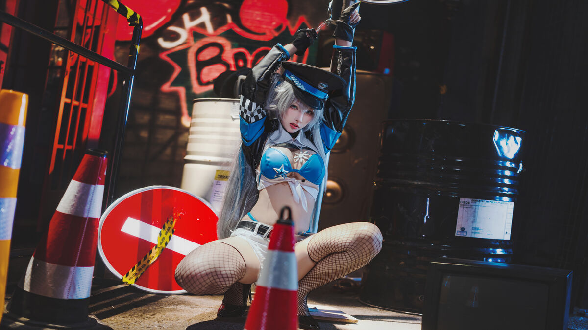 Coser@宮本桜 - 交错战线 刃齿女警