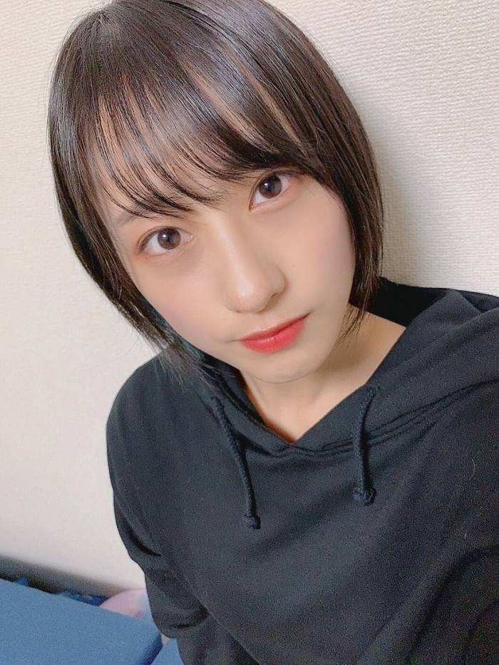 澄田綾乃 はみ出るFカップの水着グラビア画像！