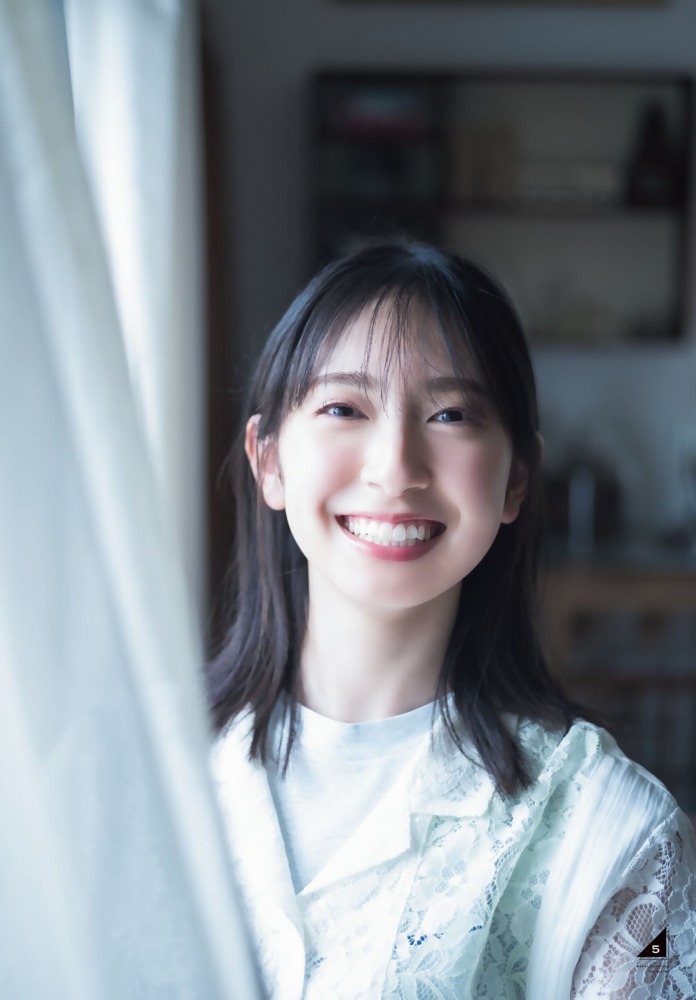 金村美玖 しっとりかわいい水着＆生脚画像！