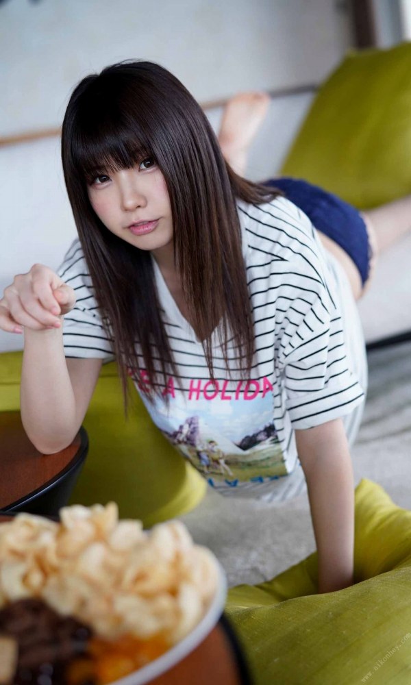 えなこ めっちゃかわいい水着グラビア画像！