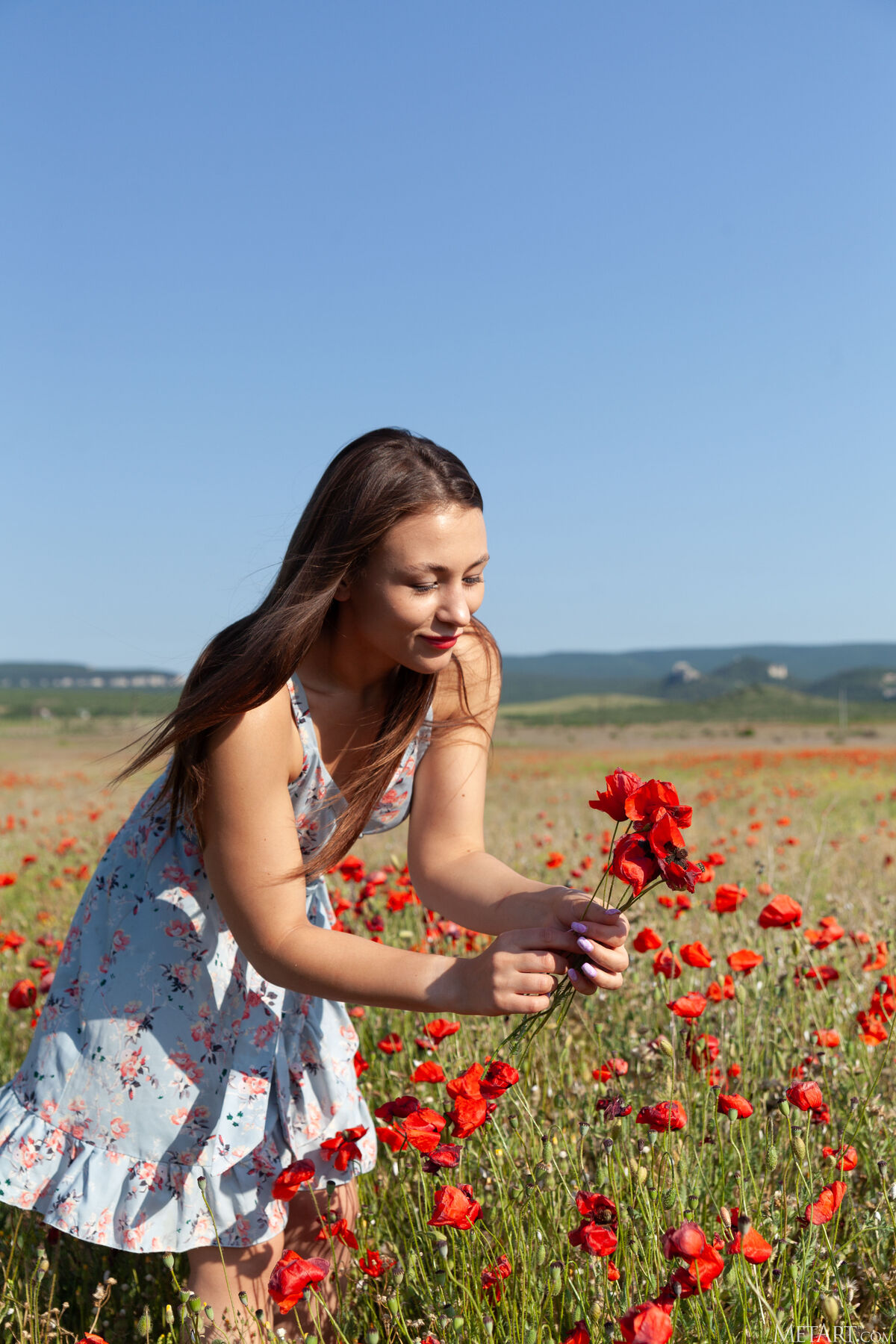 MetArt Sumiko - Poppy Field Part01