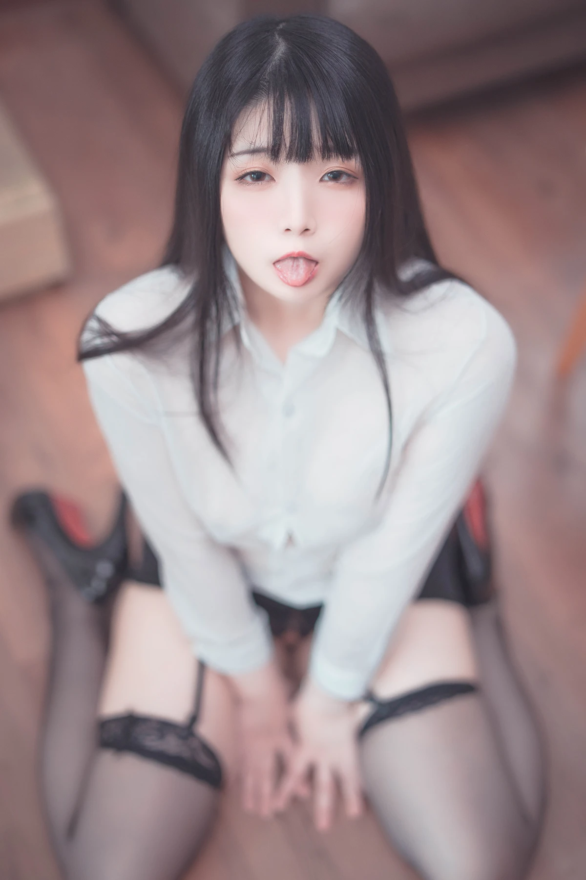 Cosplay 落落Raku – Weekday Eat Me