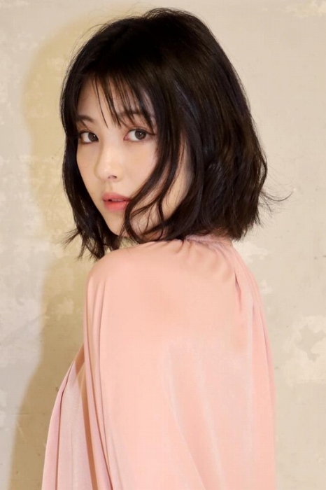 浜辺美波 鬼かわな水着＆浴衣グラビア画像！