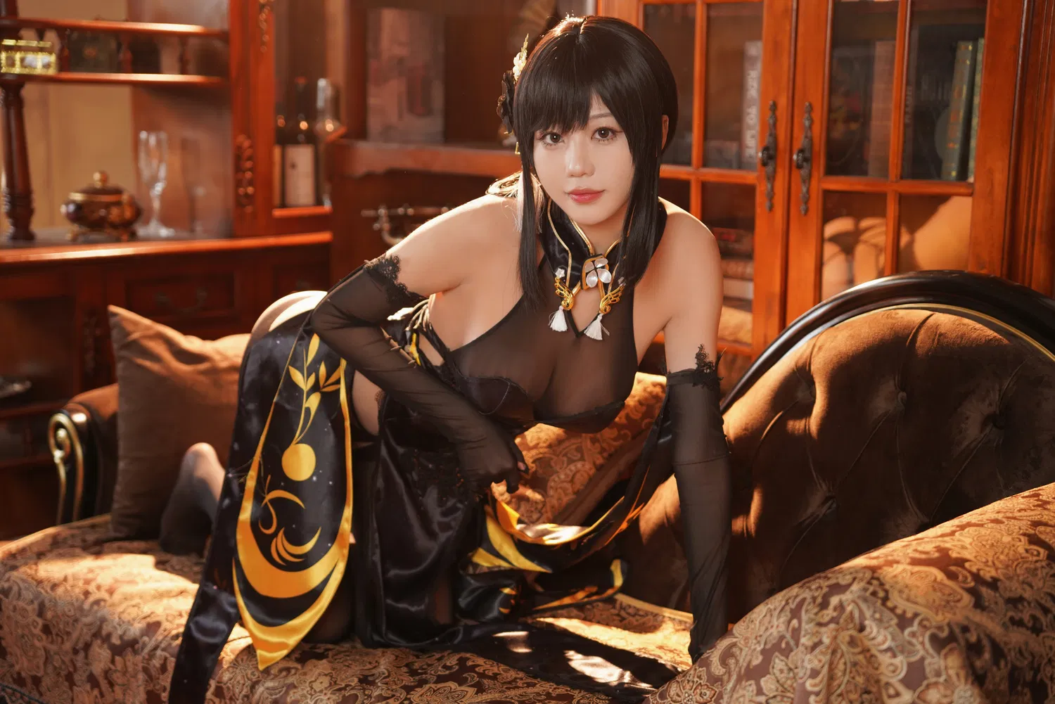 [Cosplay] 无影喵喵Ghost - 镇海黑旗袍