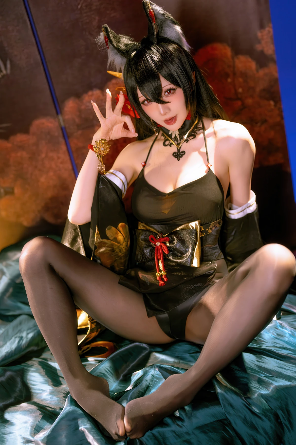 Cosplay 星之迟迟Hoshilily – 2025年12月计划E 碧蓝航线 近江