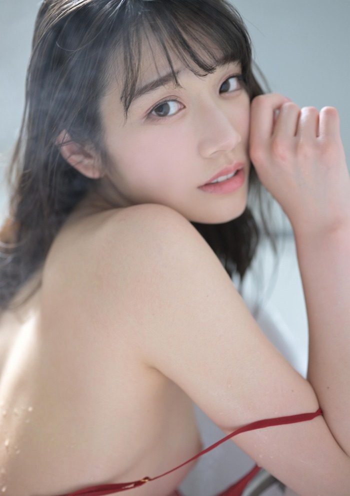 河北彩伽 絵になるEカップ美乳のヌード画像！