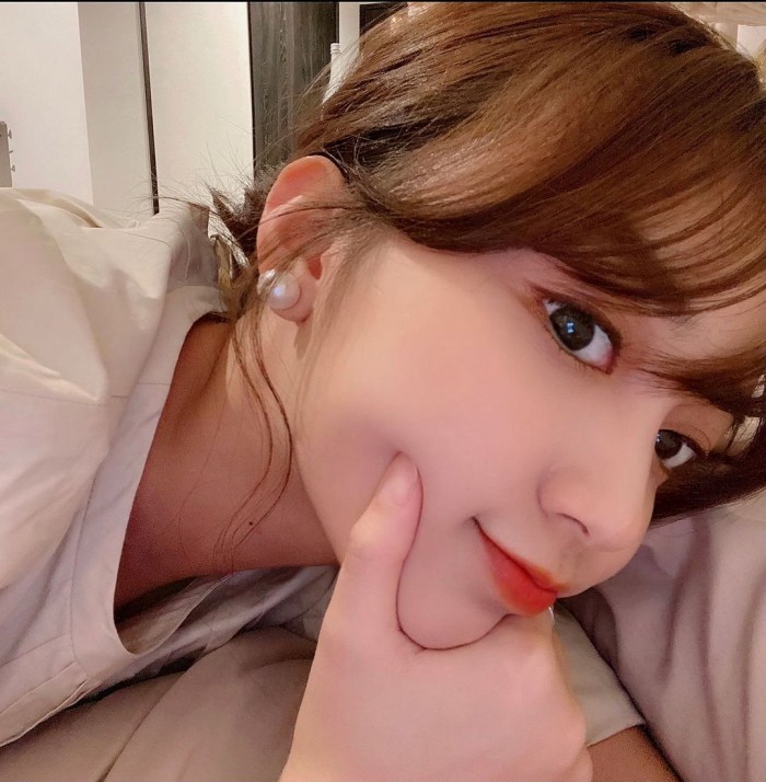 黒木ひかり むっちりバストの水着グラビア画像！